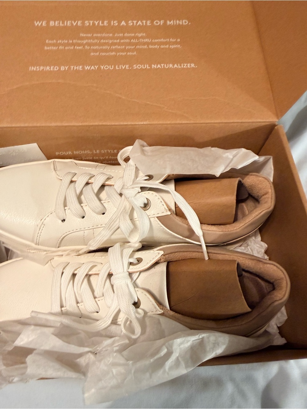 Soul Naturalizer Neela White Taupe Sneakers Women’s Size 7 M New